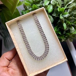 SILVER NECKLACE
